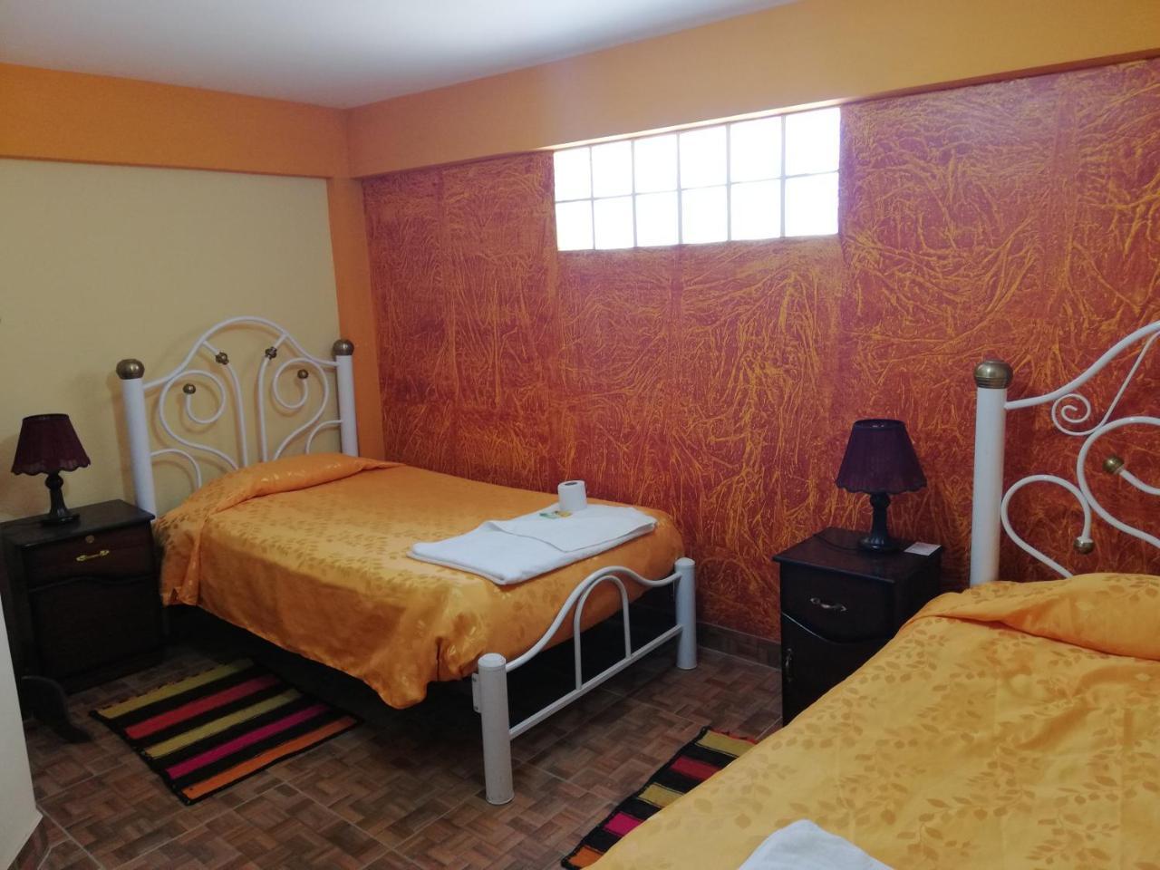 Hotel Aguilar Uyuni Exterior photo